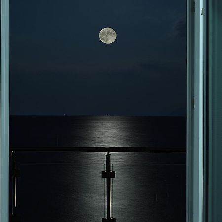 Mg Villas & Suites PalaiónTsiflíkion 외부 사진