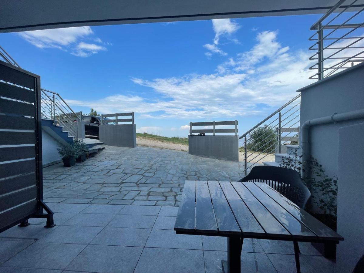 Mg Villas & Suites PalaiónTsiflíkion 외부 사진